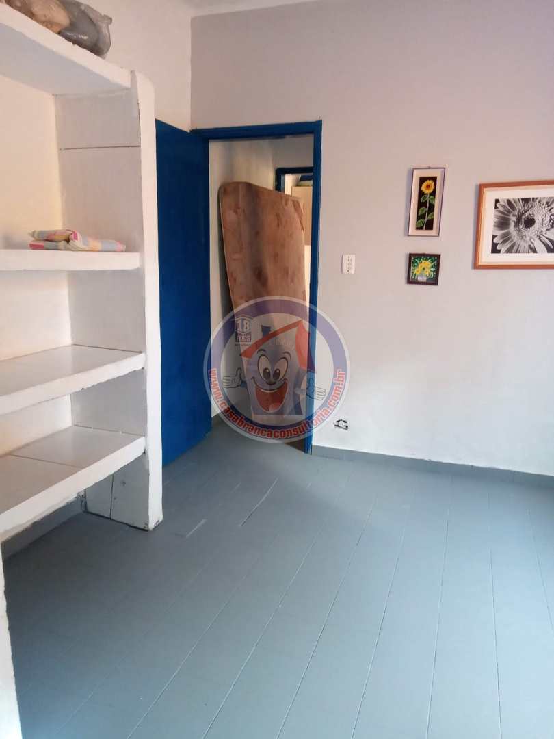 Casa à venda com 2 quartos, 90m² - Foto 11