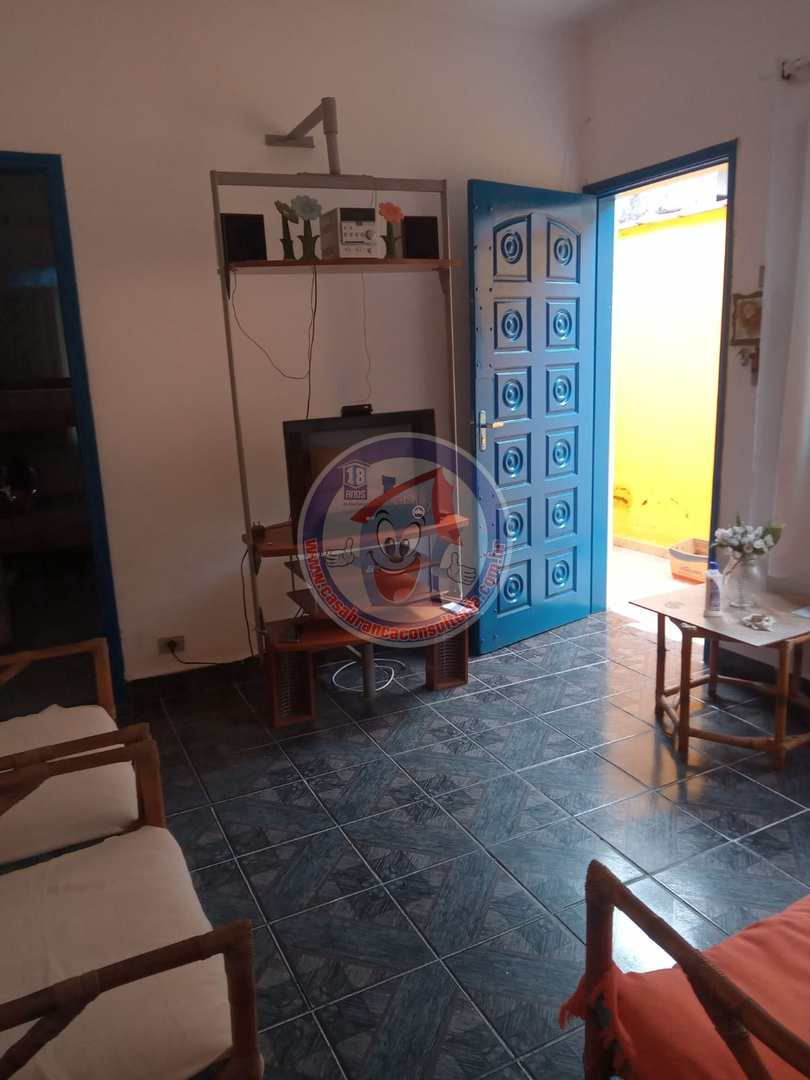 Casa à venda com 2 quartos, 90m² - Foto 5