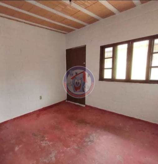 Casa à venda com 2 quartos, 114m² - Foto 2