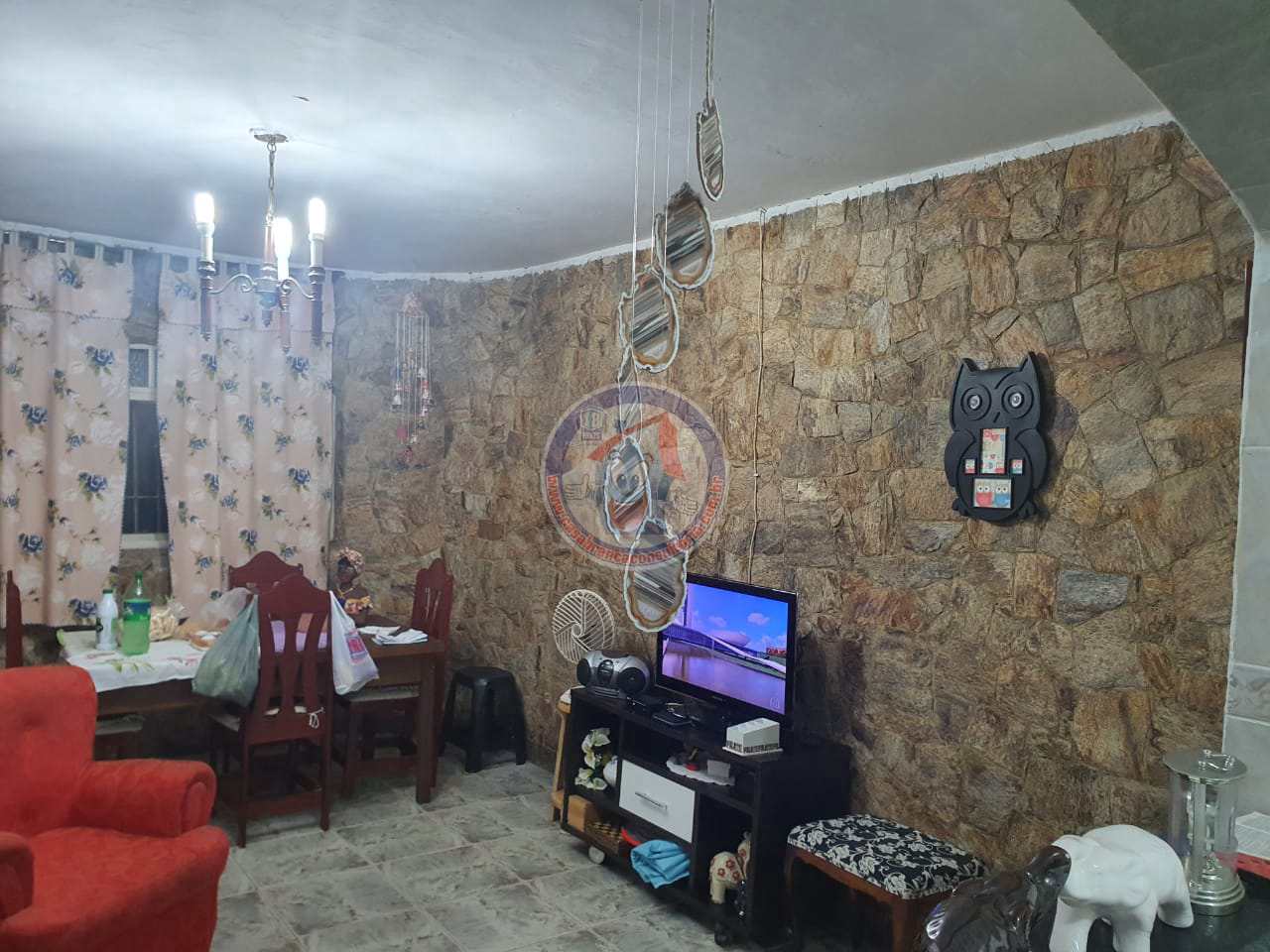 Casa à venda com 3 quartos, 100m² - Foto 3