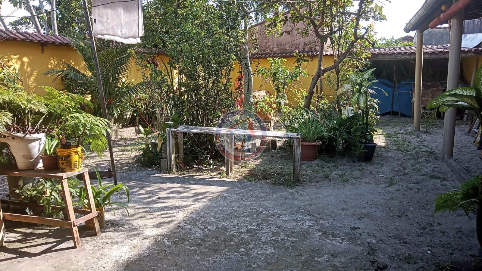 Casa à venda com 3 quartos, 280m² - Foto 2