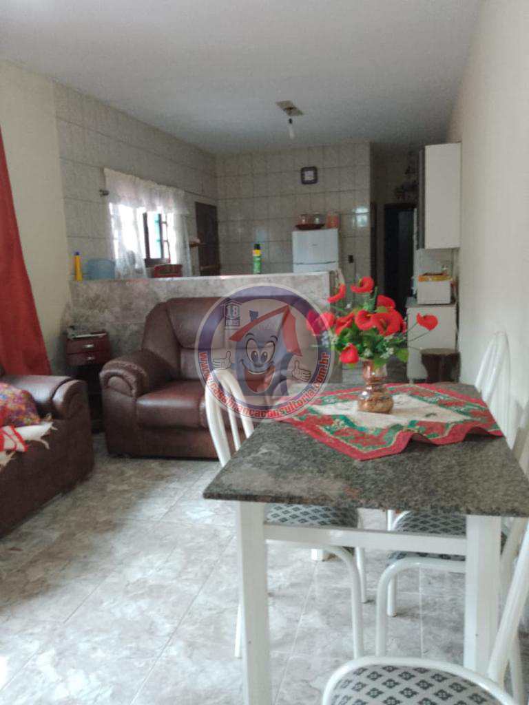 Casa à venda com 2 quartos, 125m² - Foto 1