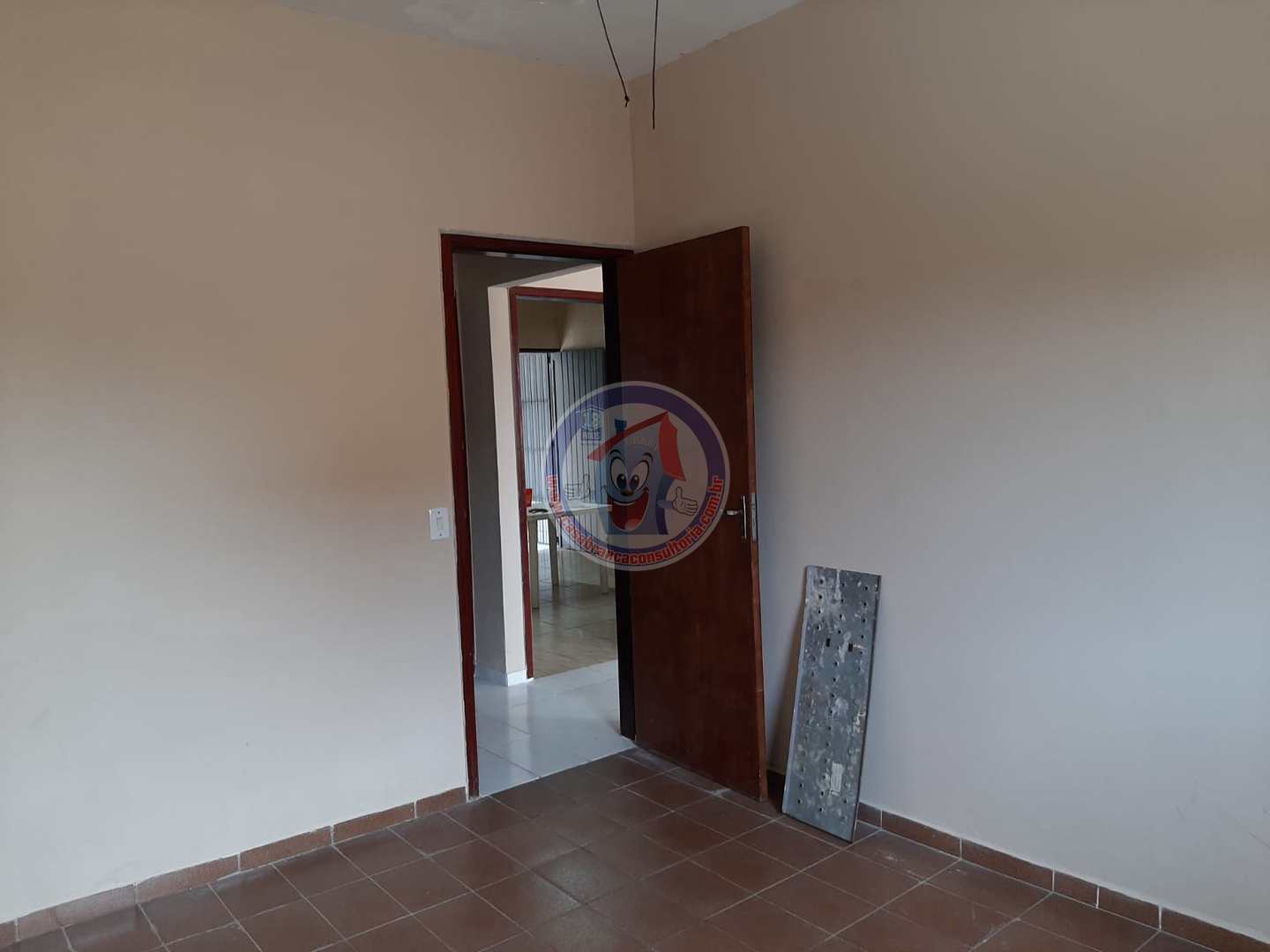 Casa à venda com 3 quartos, 98m² - Foto 9