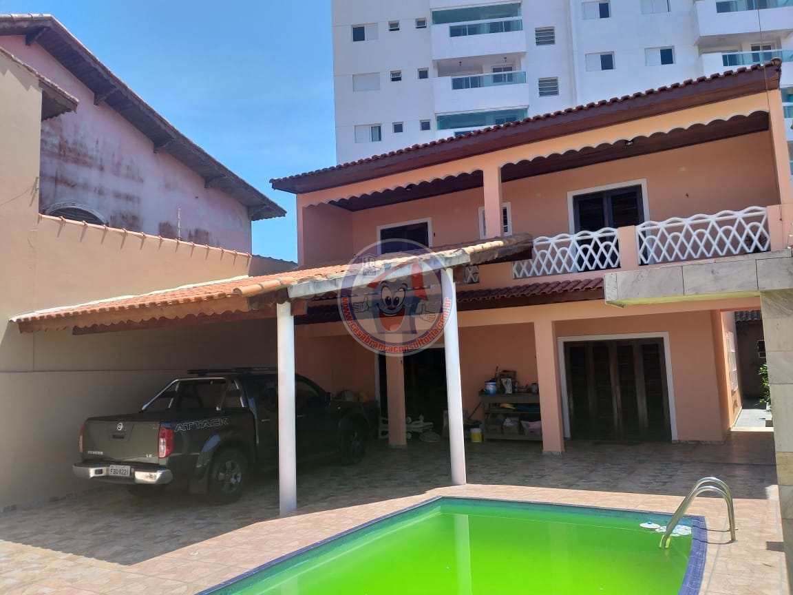 Sobrado à venda com 4 quartos, 246m² - Foto 1