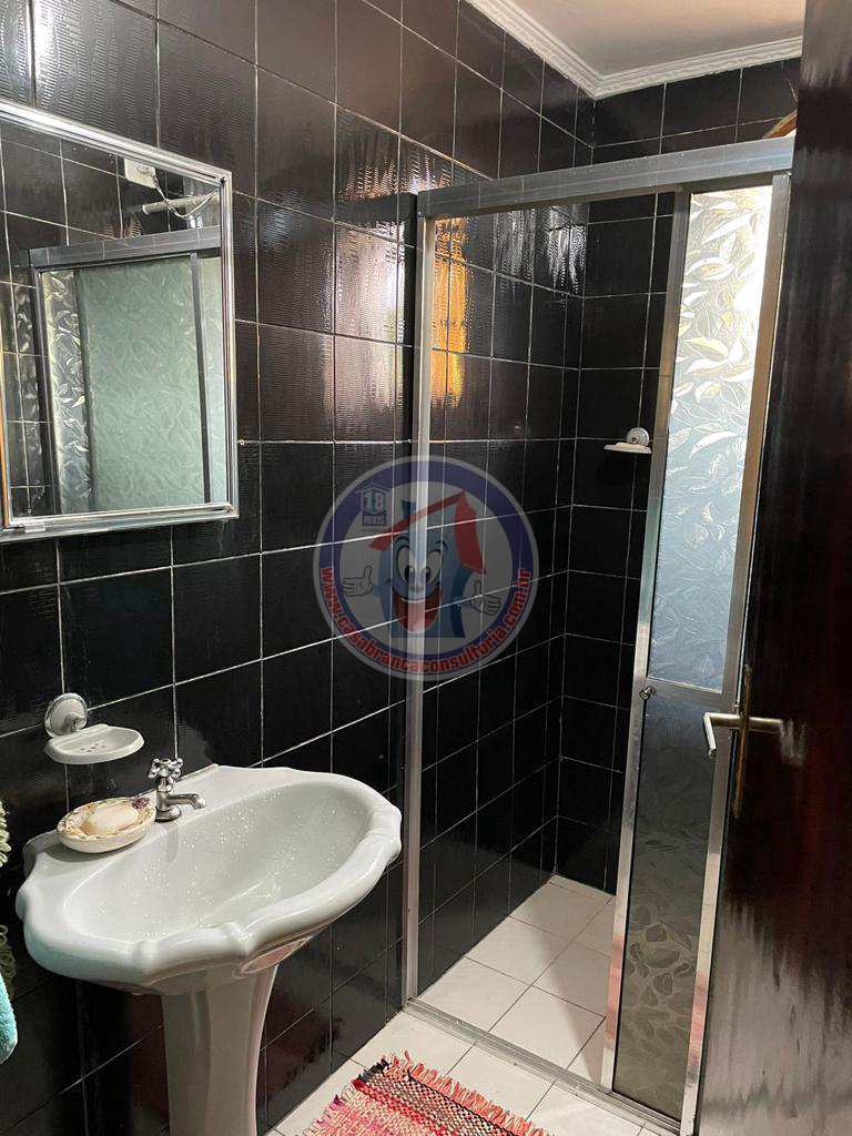 Sobrado à venda com 2 quartos, 150m² - Foto 12