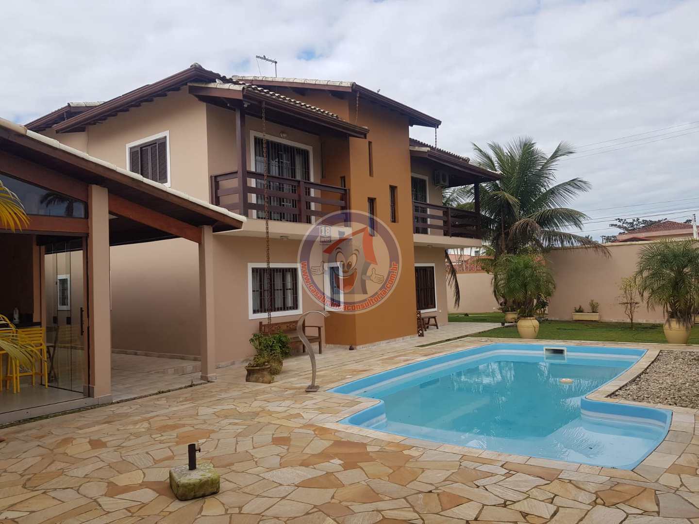 Sobrado à venda com 4 quartos, 600m² - Foto 1