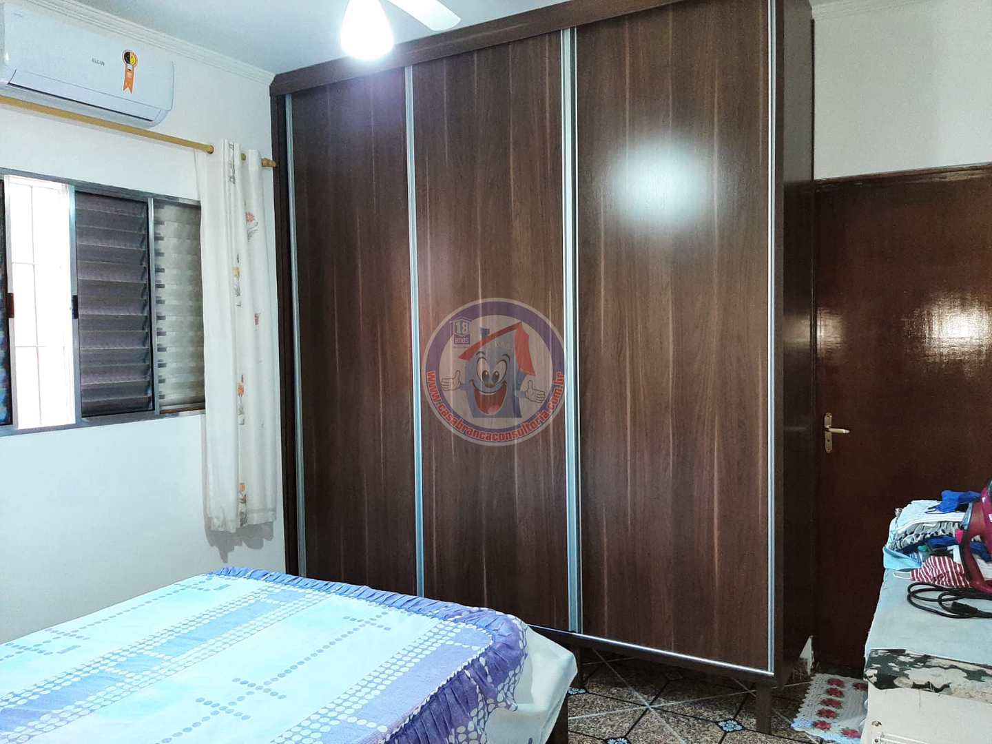 Casa à venda com 2 quartos, 63m² - Foto 17