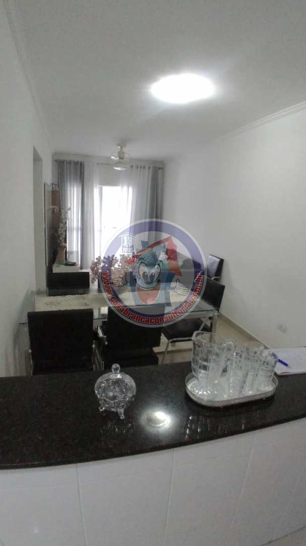 Apartamento à venda com 2 quartos, 70m² - Foto 2