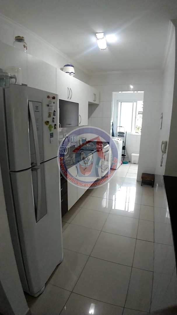 Apartamento à venda com 2 quartos, 70m² - Foto 7