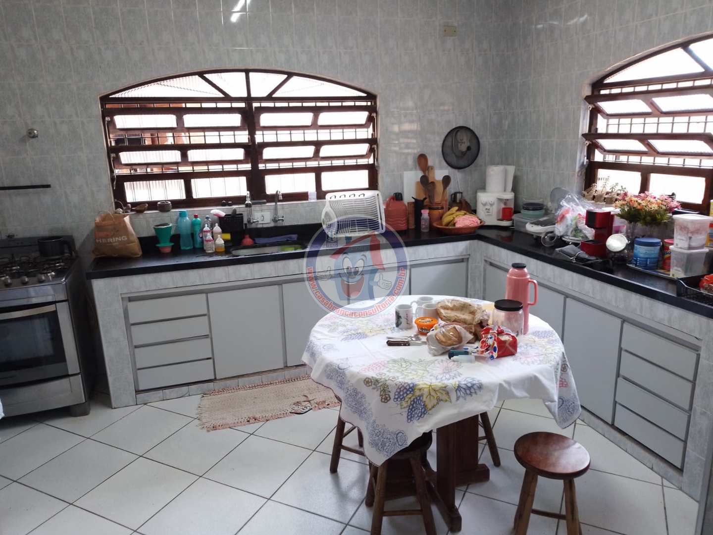 Sobrado à venda com 3 quartos, 368m² - Foto 3