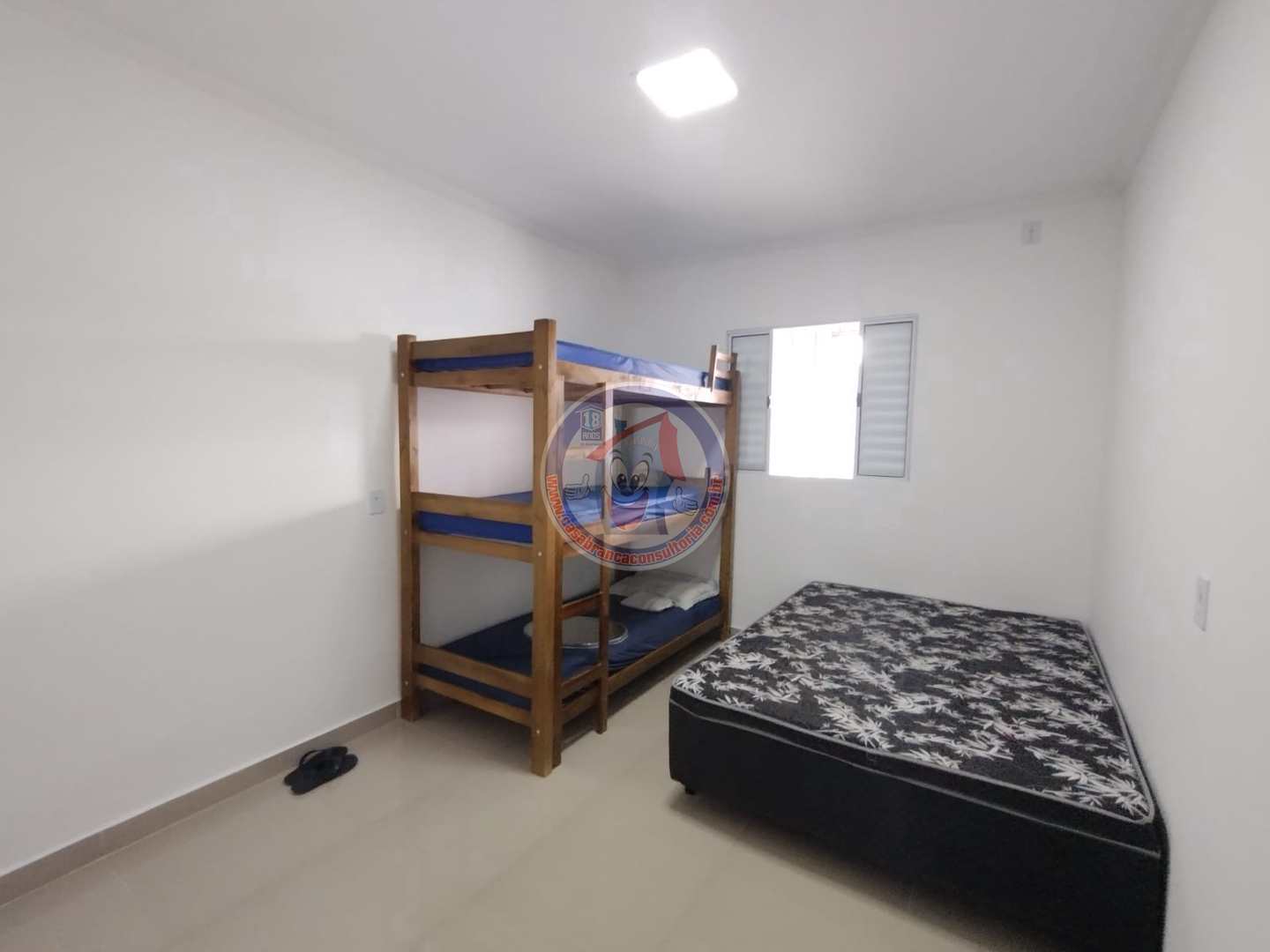 Casa à venda com 3 quartos, 100m² - Foto 18