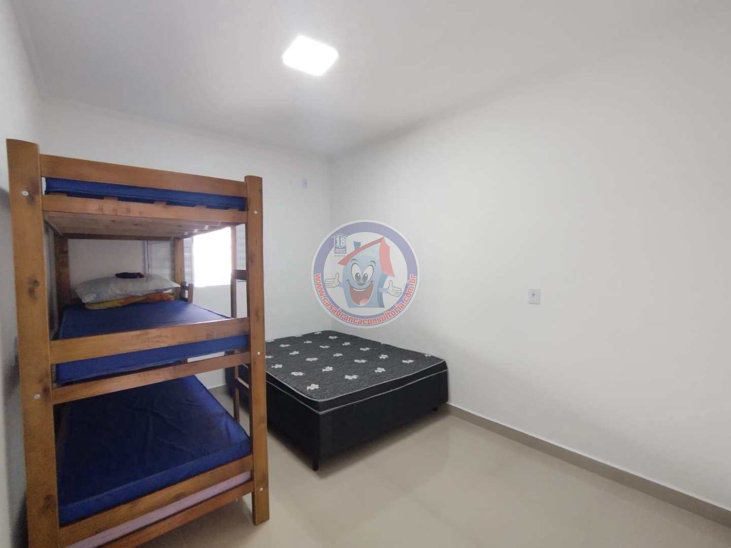 Casa à venda com 3 quartos, 100m² - Foto 11