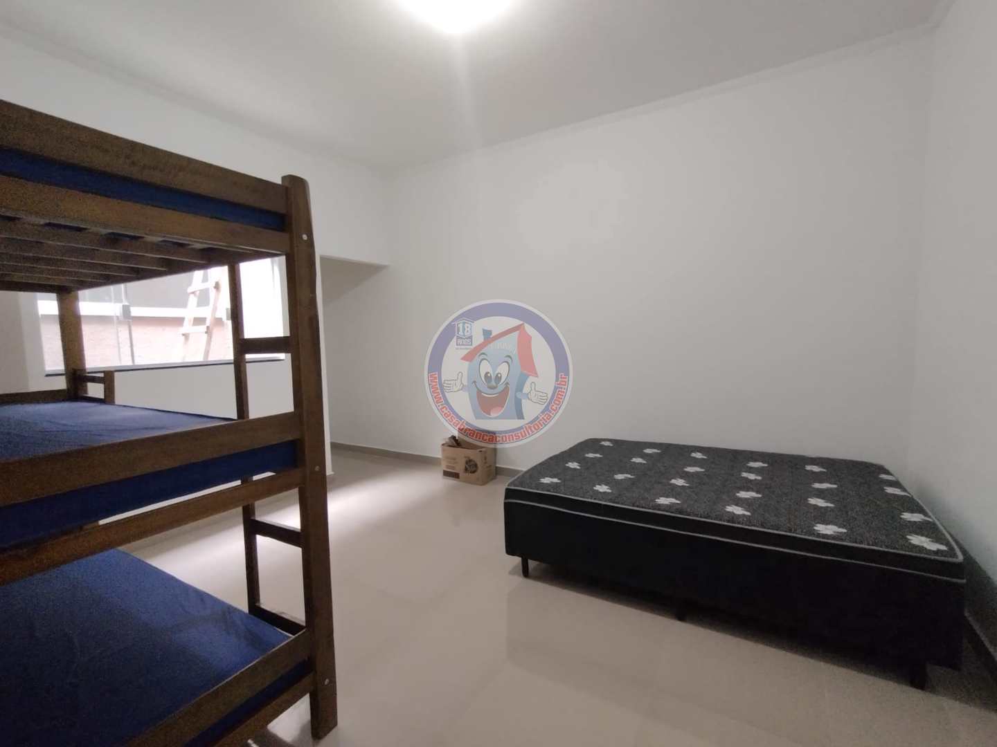 Casa à venda com 3 quartos, 100m² - Foto 14