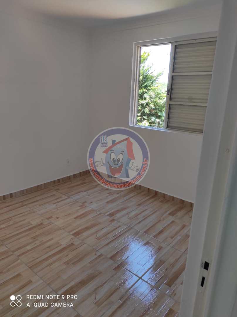 Casa à venda com 2 quartos, 68m² - Foto 11