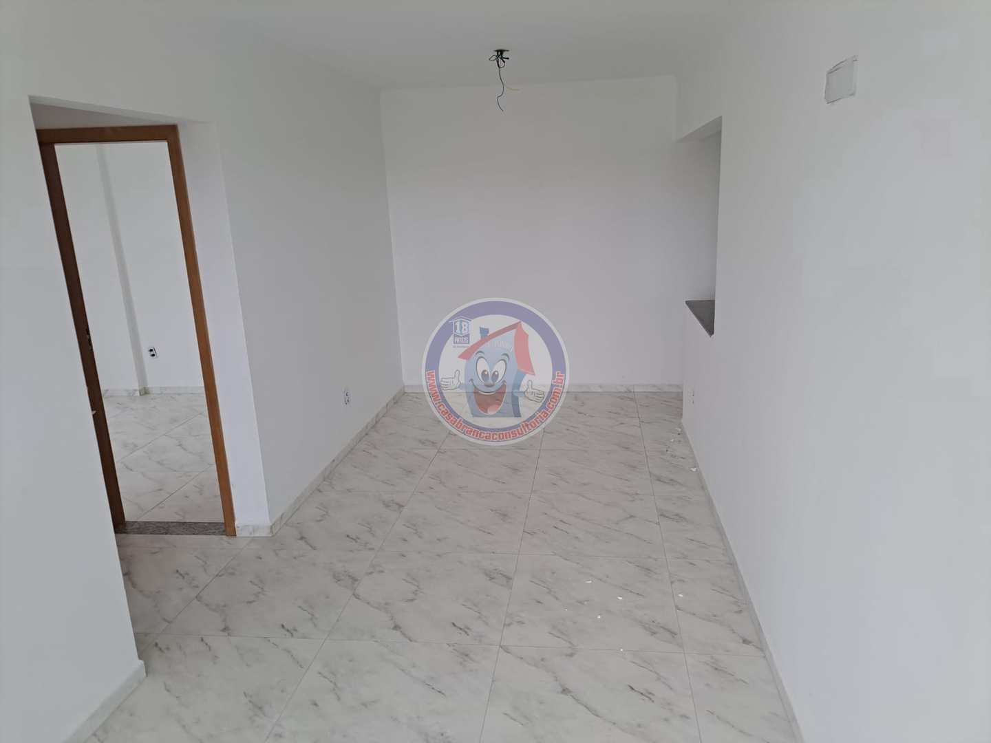 Apartamento à venda com 2 quartos, 70m² - Foto 5