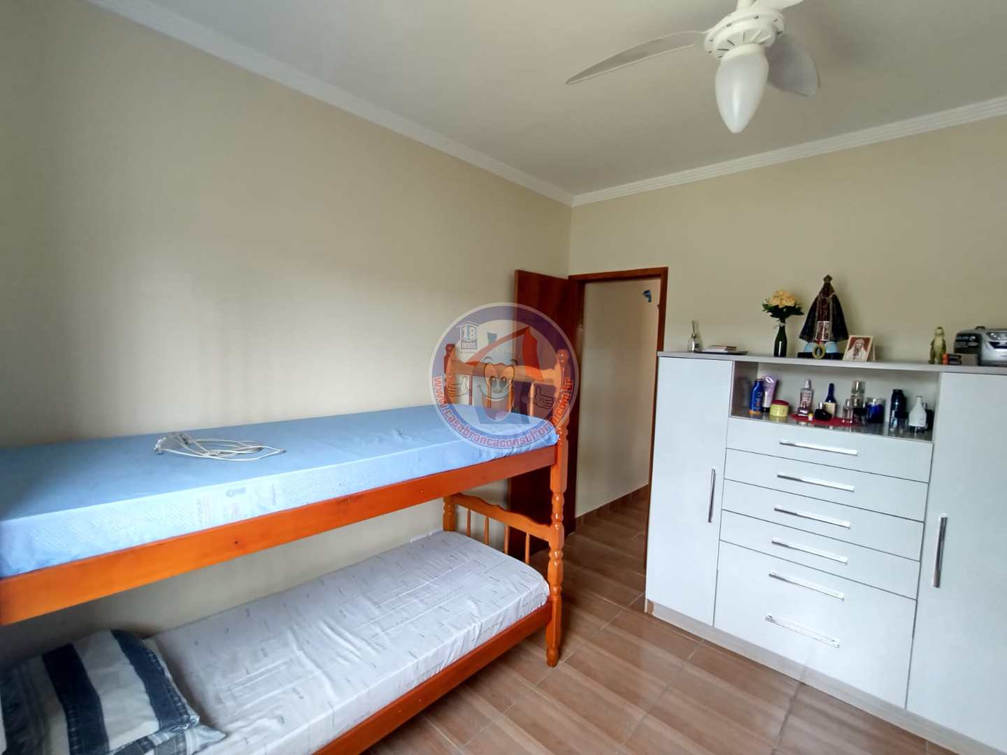 Casa à venda com 2 quartos, 66m² - Foto 13