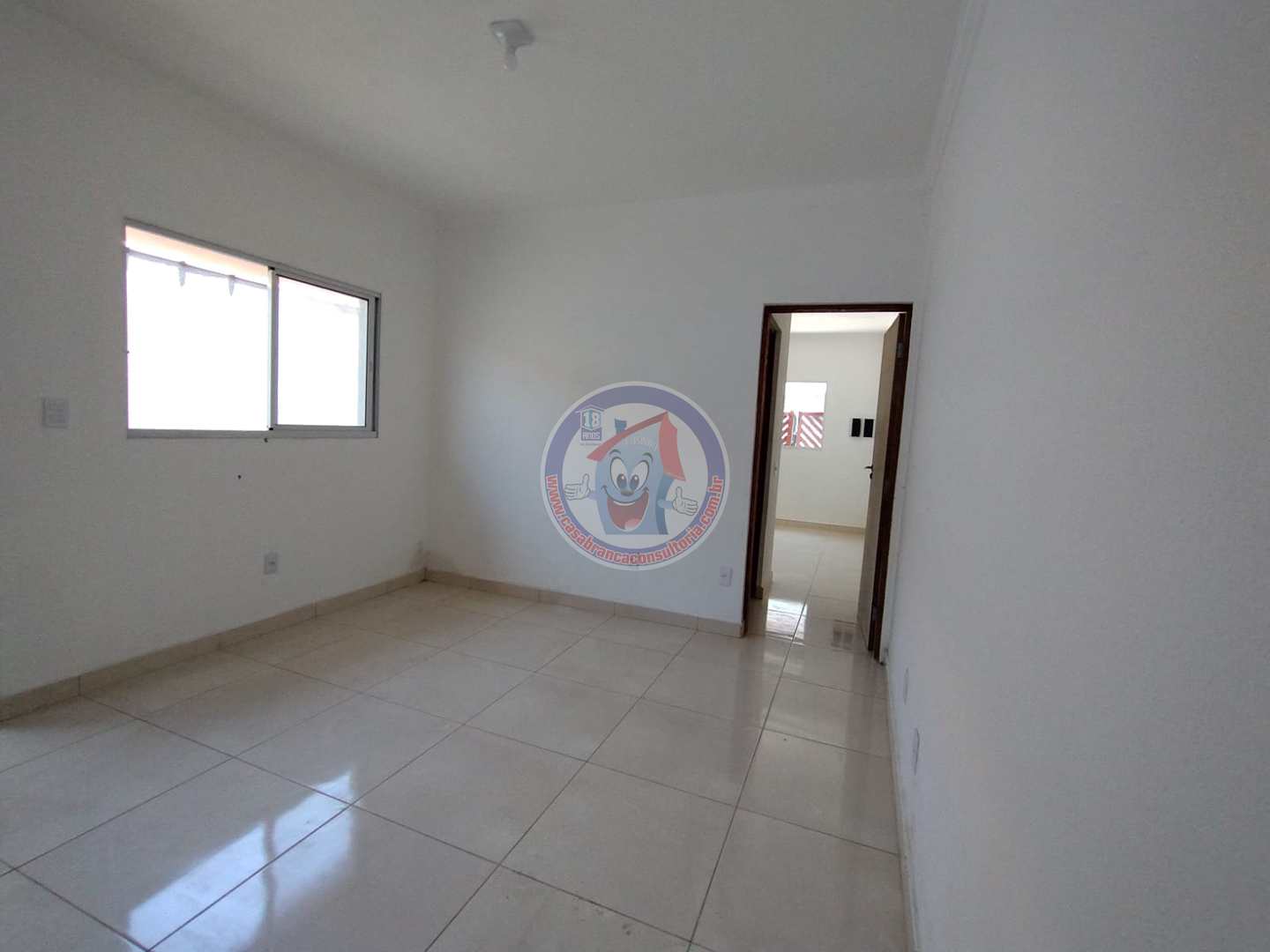 Casa à venda com 2 quartos, 67m² - Foto 8