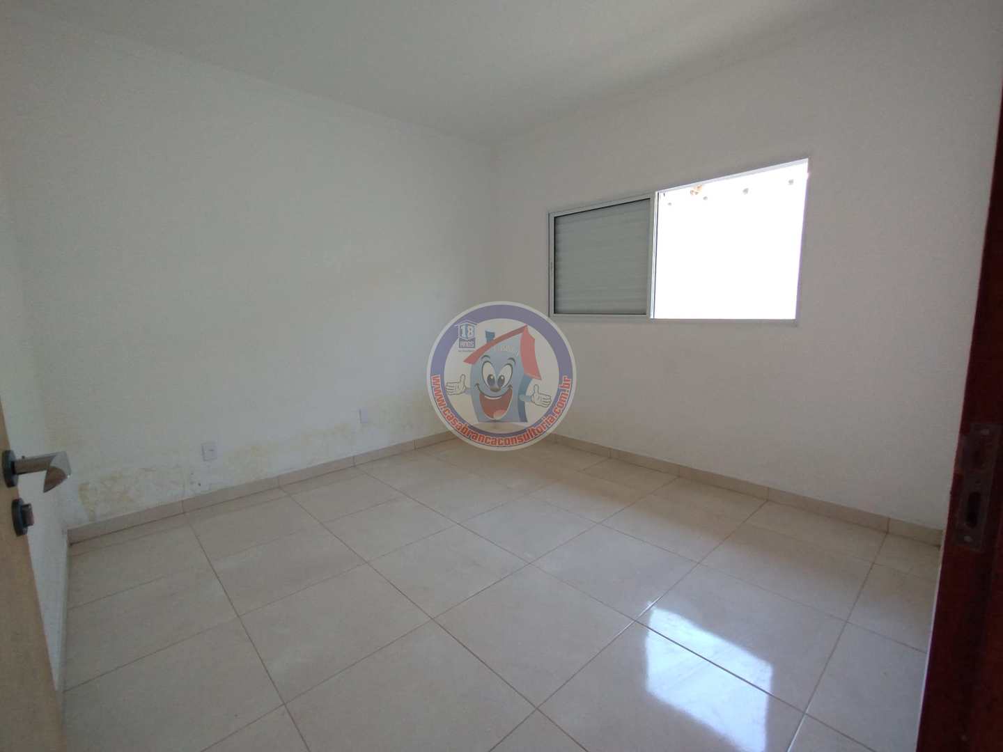 Casa à venda com 2 quartos, 67m² - Foto 10