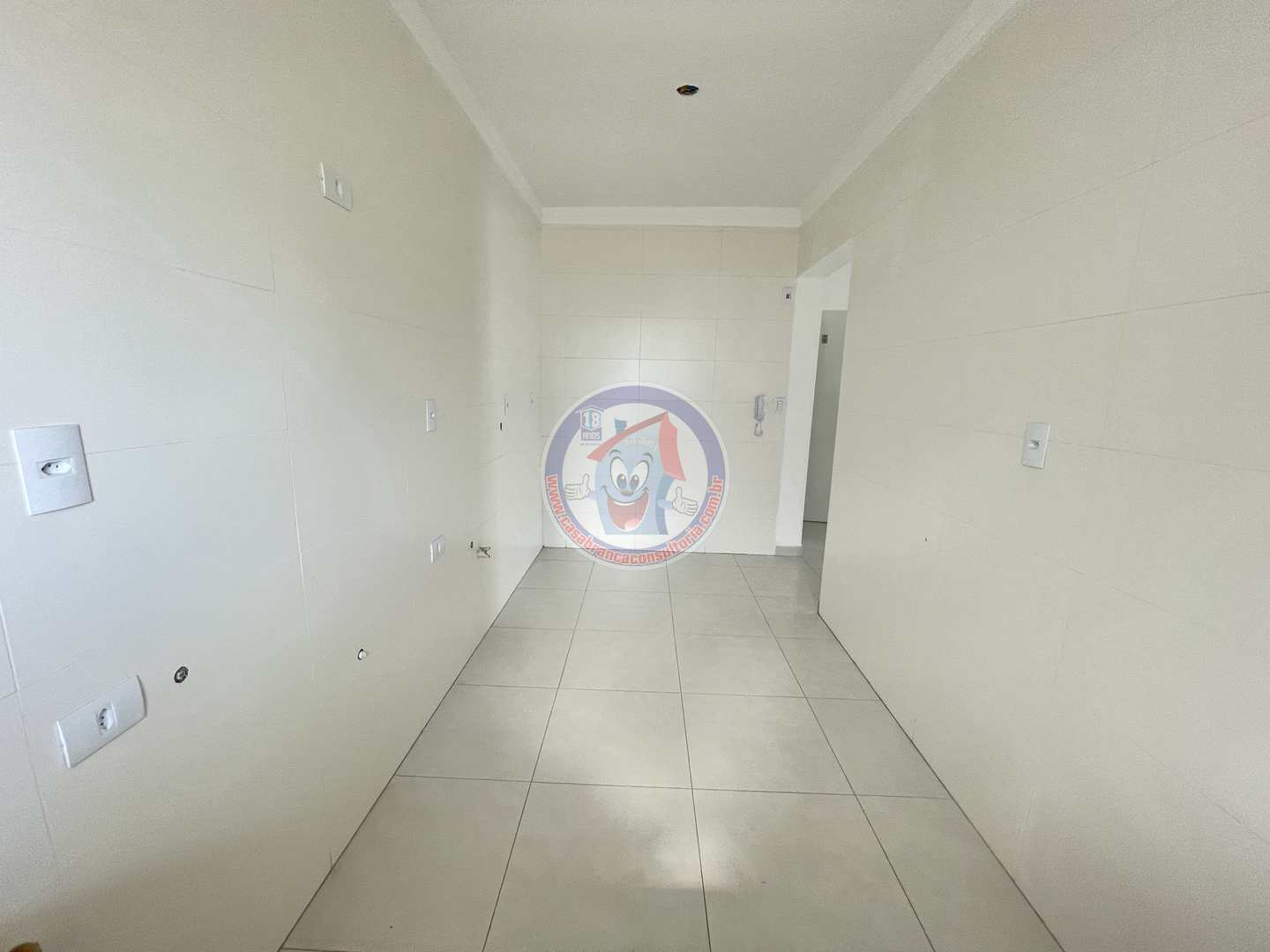 Apartamento à venda com 2 quartos, 69m² - Foto 8