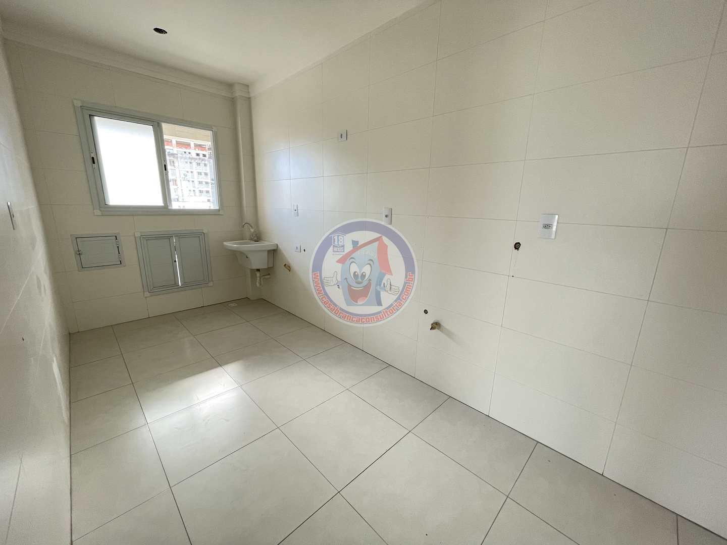 Apartamento à venda com 2 quartos, 69m² - Foto 11