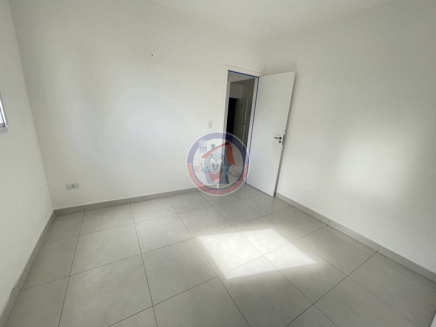 Apartamento à venda com 2 quartos, 69m² - Foto 19