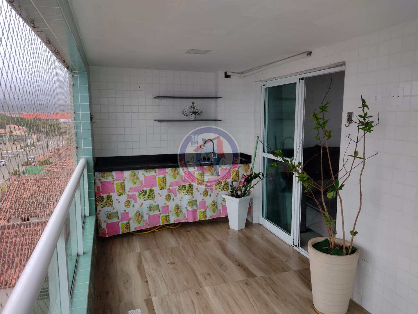 Apartamento à venda com 2 quartos, 80m² - Foto 2