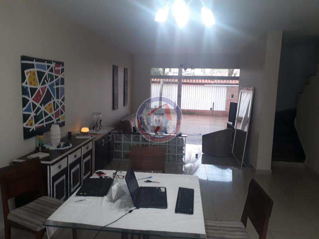 Sobrado à venda com 3 quartos, 235m² - Foto 35