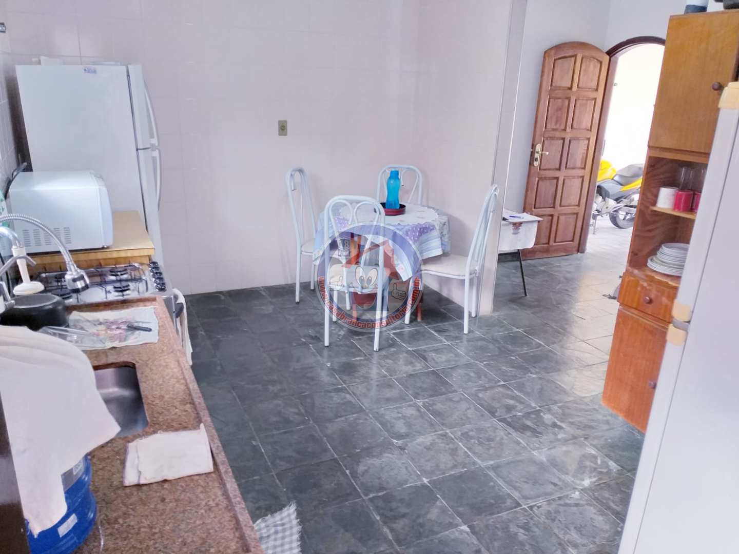 Casa à venda com 3 quartos, 176m² - Foto 5