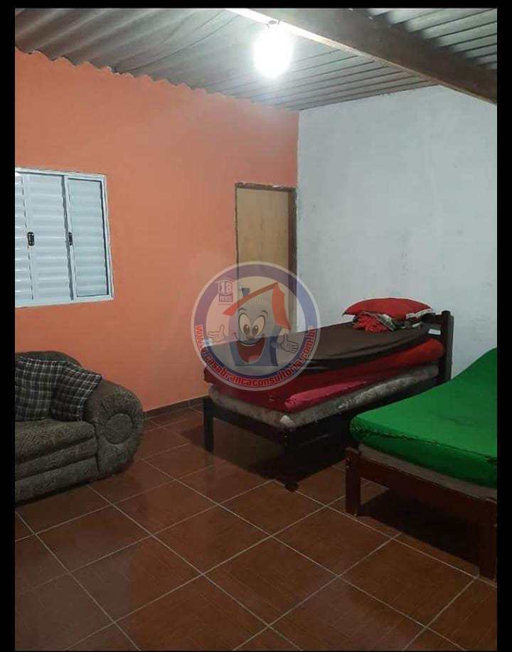 Casa à venda com 1 quarto, 40m² - Foto 2