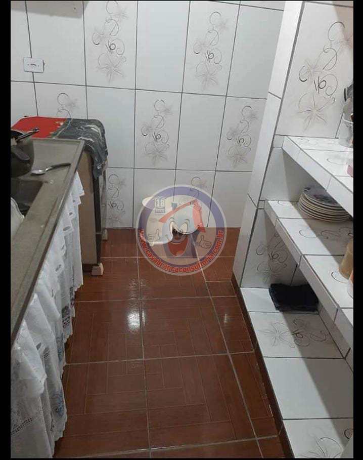 Casa à venda com 1 quarto, 40m² - Foto 4