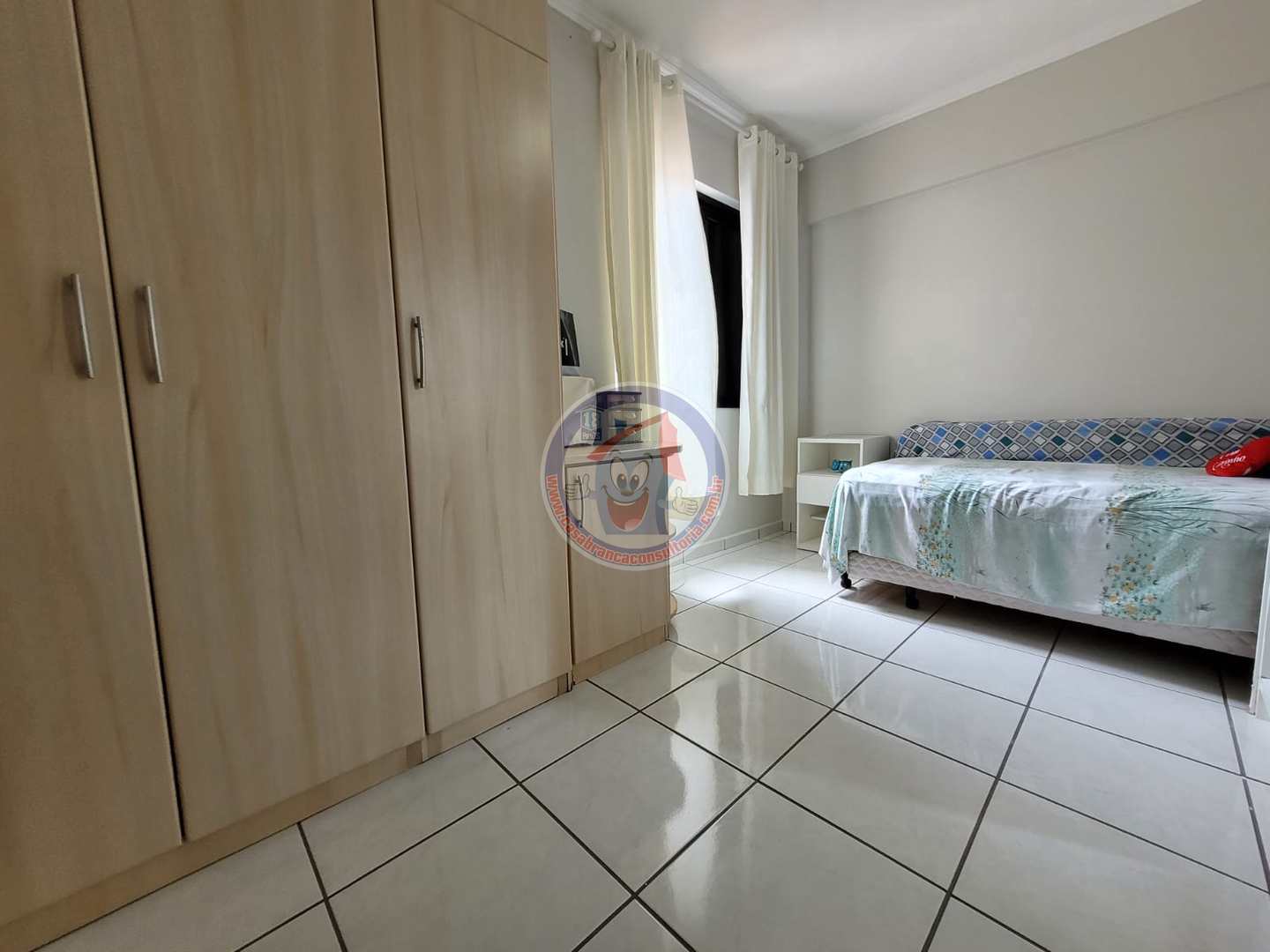 Apartamento à venda com 2 quartos, 77m² - Foto 22