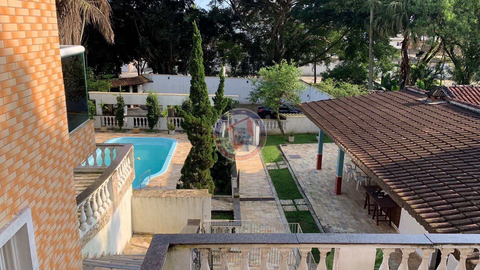 Fazenda à venda com 3 quartos, 424m² - Foto 1