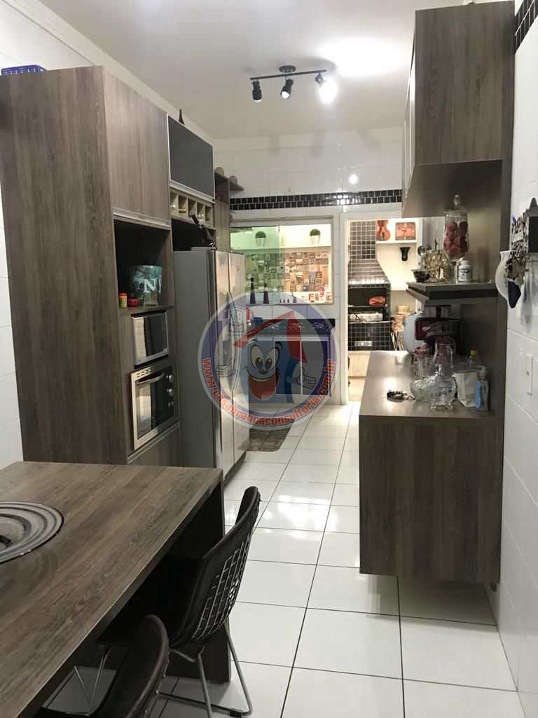 Sobrado à venda com 4 quartos, 172m² - Foto 4