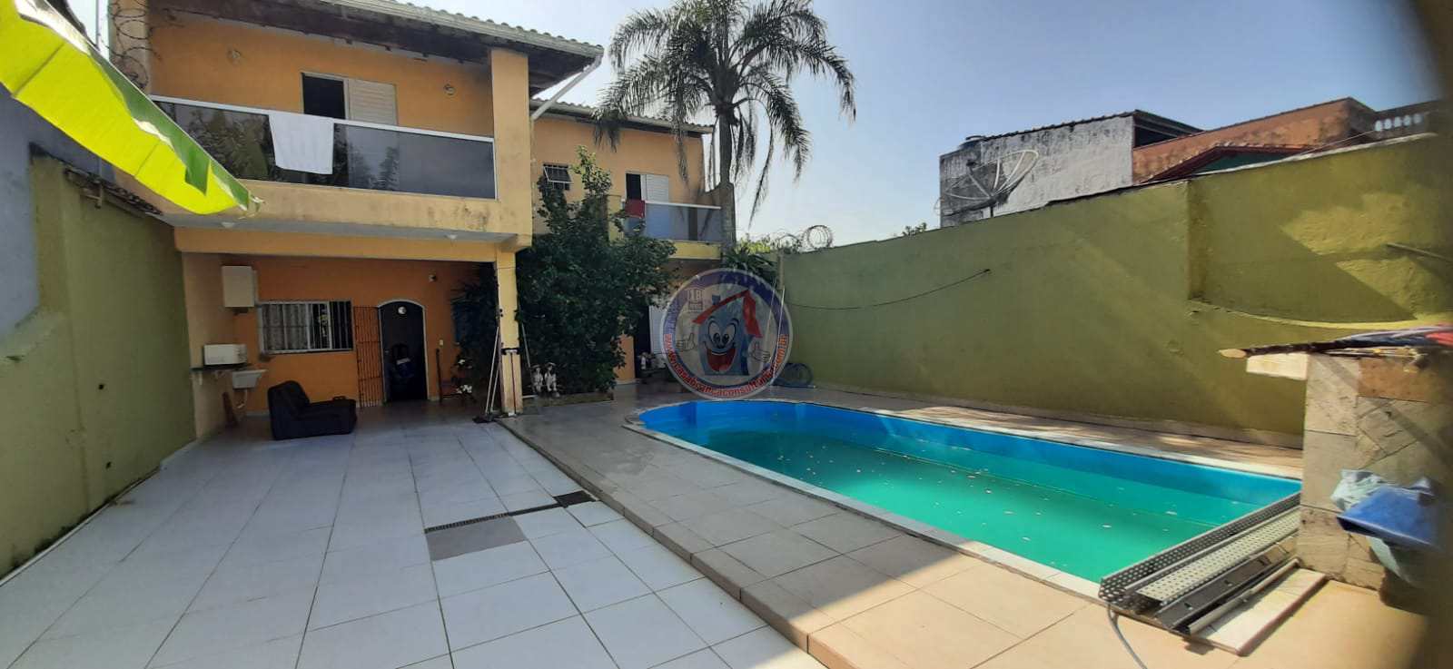 Sobrado à venda com 2 quartos, 135m² - Foto 1