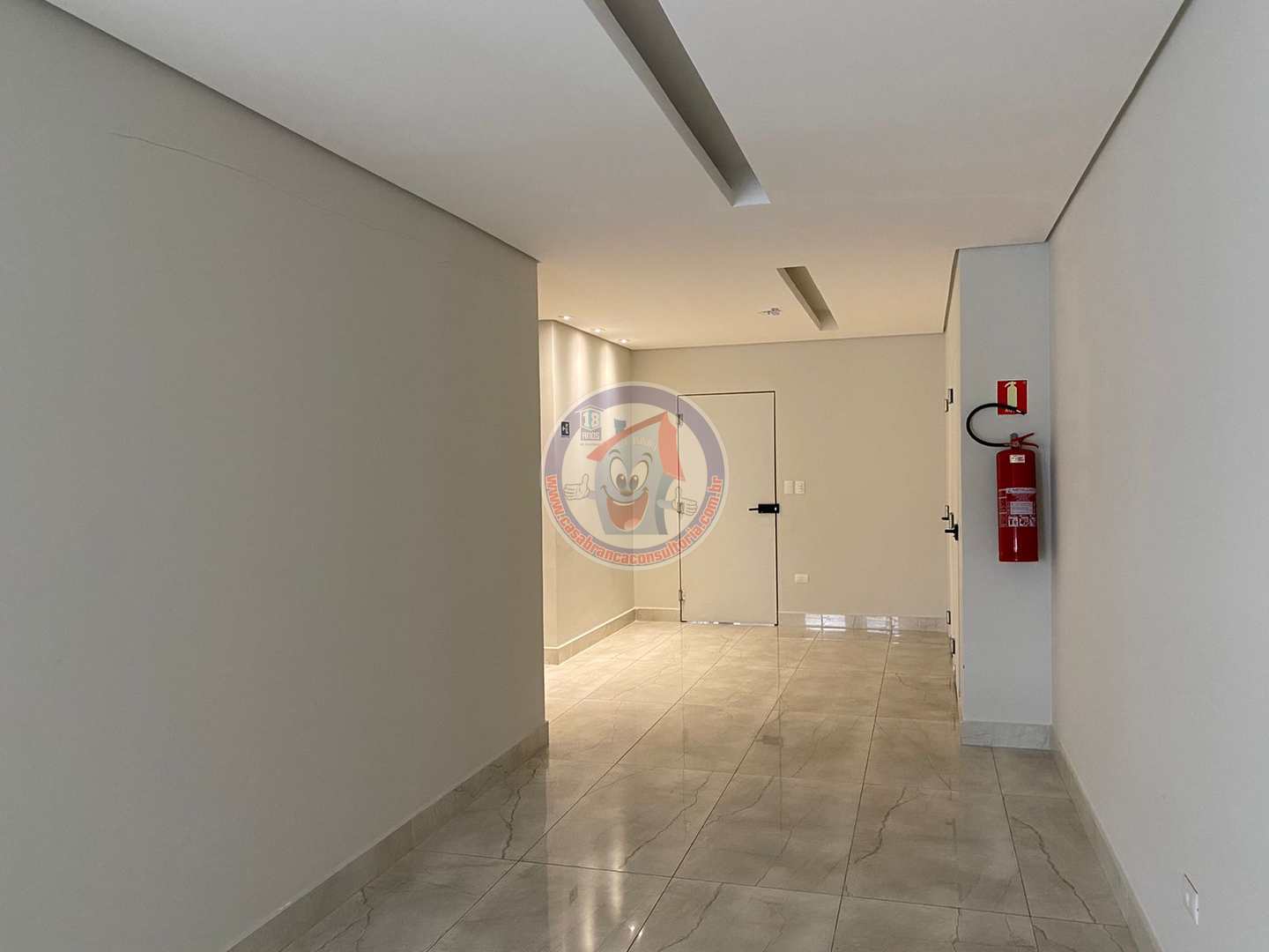 Apartamento à venda com 2 quartos, 64m² - Foto 21