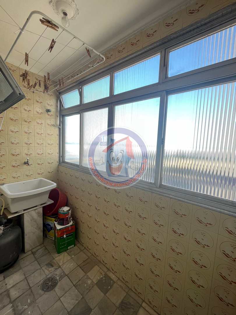 Apartamento à venda com 2 quartos, 70m² - Foto 13