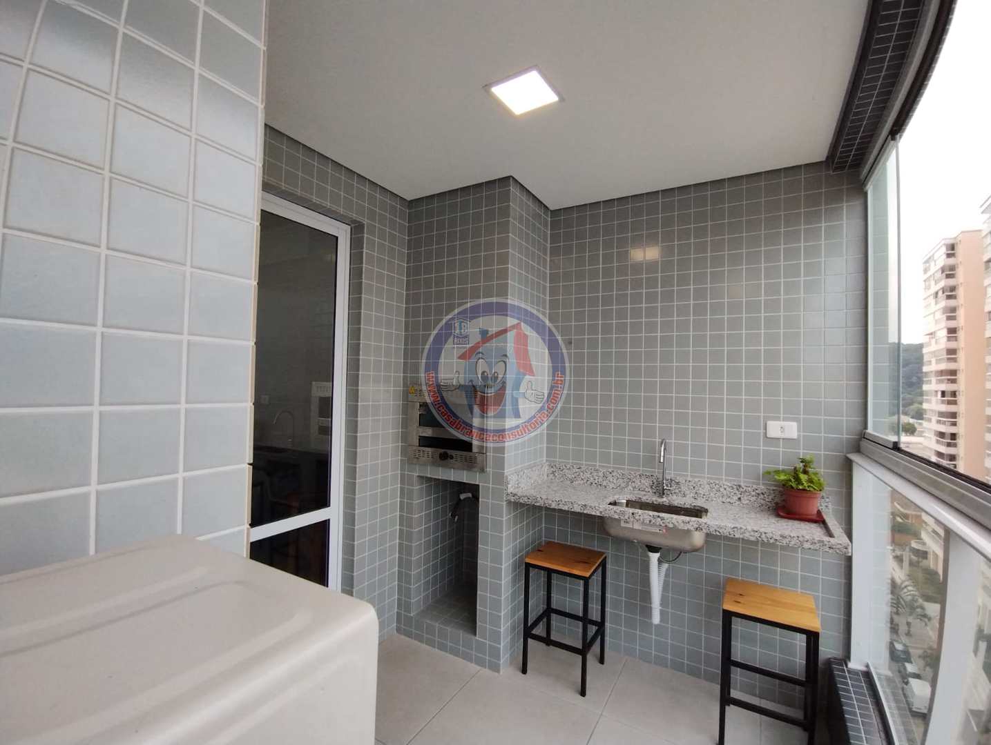 Apartamento à venda com 2 quartos, 64m² - Foto 17