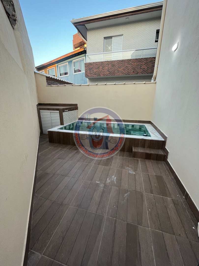 Sobrado à venda com 2 quartos, 125m² - Foto 2