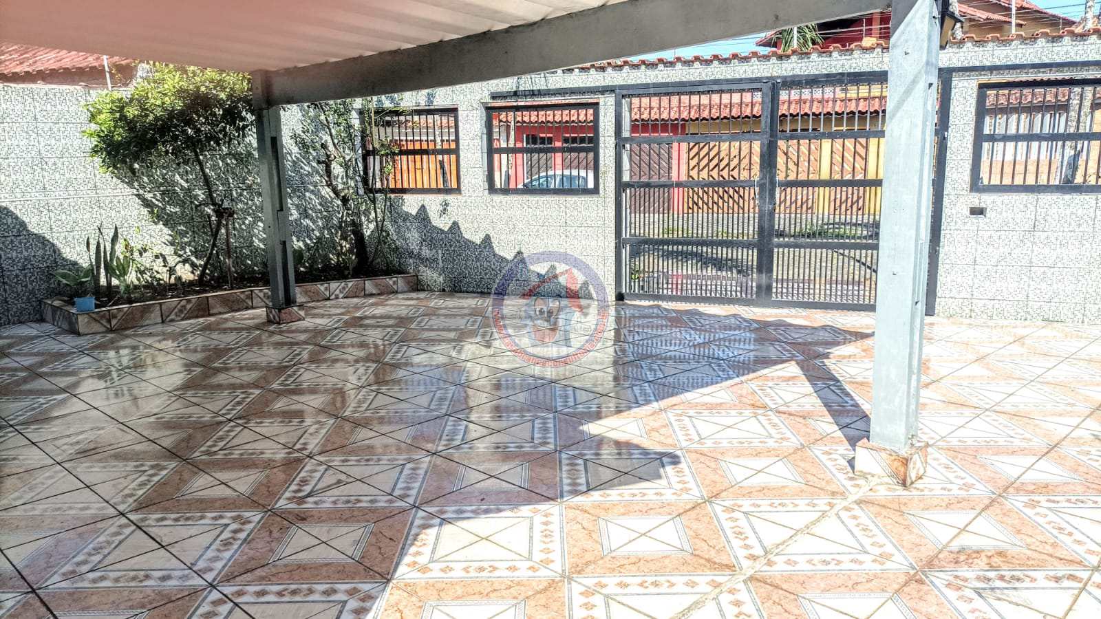 Casa à venda com 3 quartos, 167m² - Foto 2