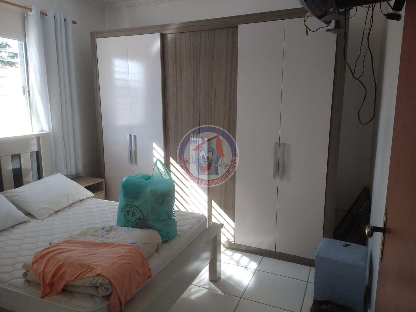 Casa à venda com 3 quartos, 75m² - Foto 30