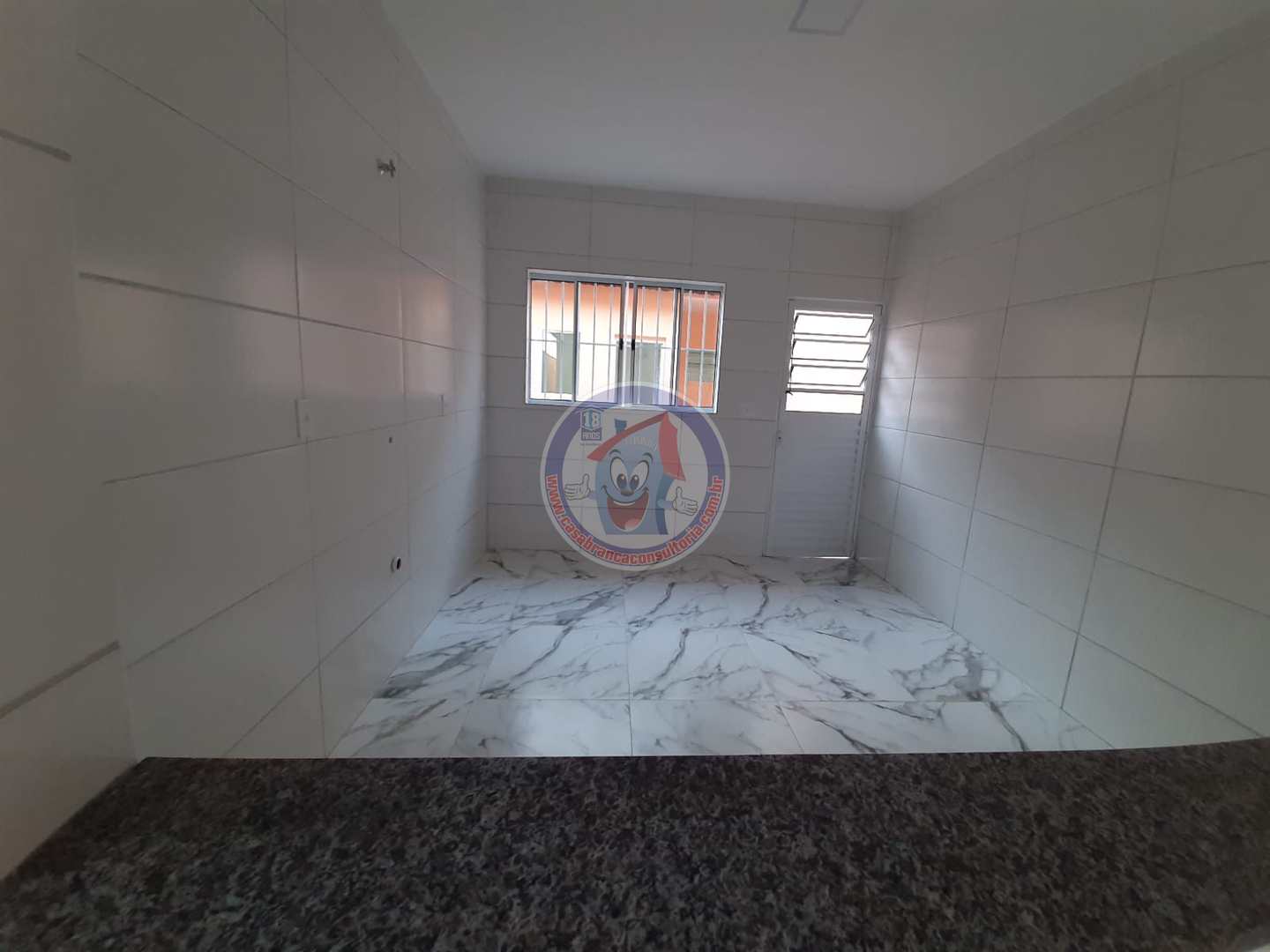 Casa à venda com 2 quartos, 98m² - Foto 17