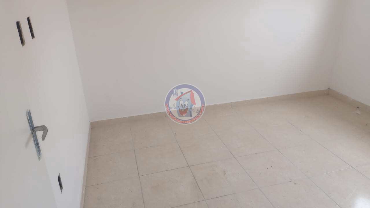 Casa à venda com 2 quartos, 60m² - Foto 3