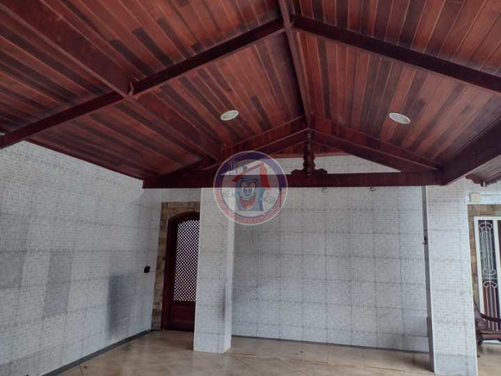 Casa à venda com 2 quartos, 155m² - Foto 5