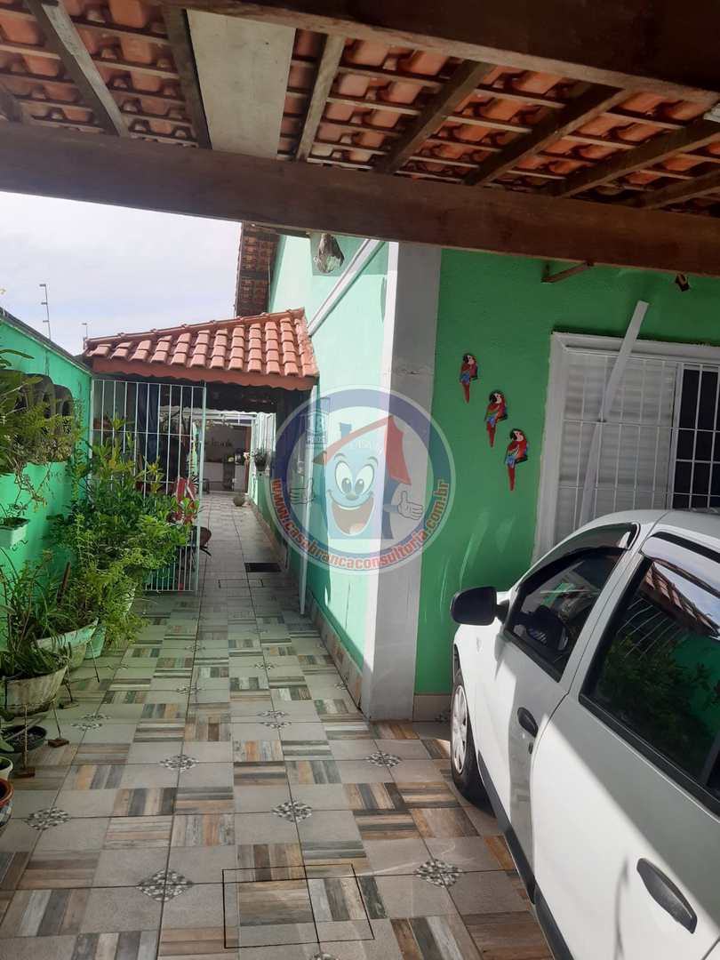 Casa à venda com 2 quartos, 100m² - Foto 4