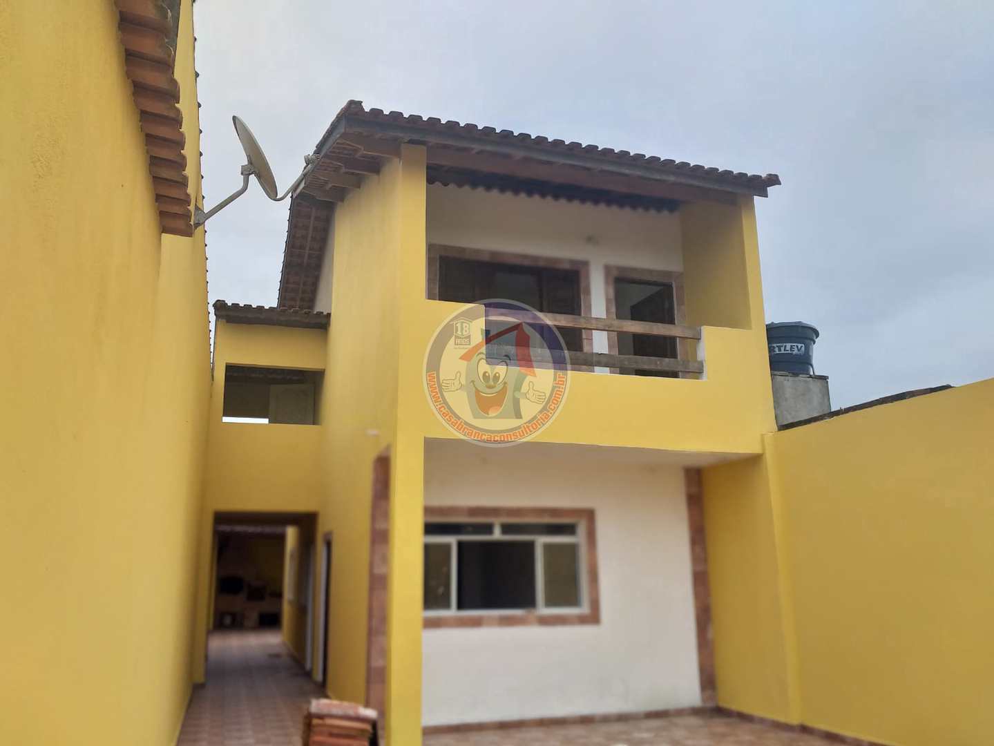 Sobrado à venda com 4 quartos, 180m² - Foto 1