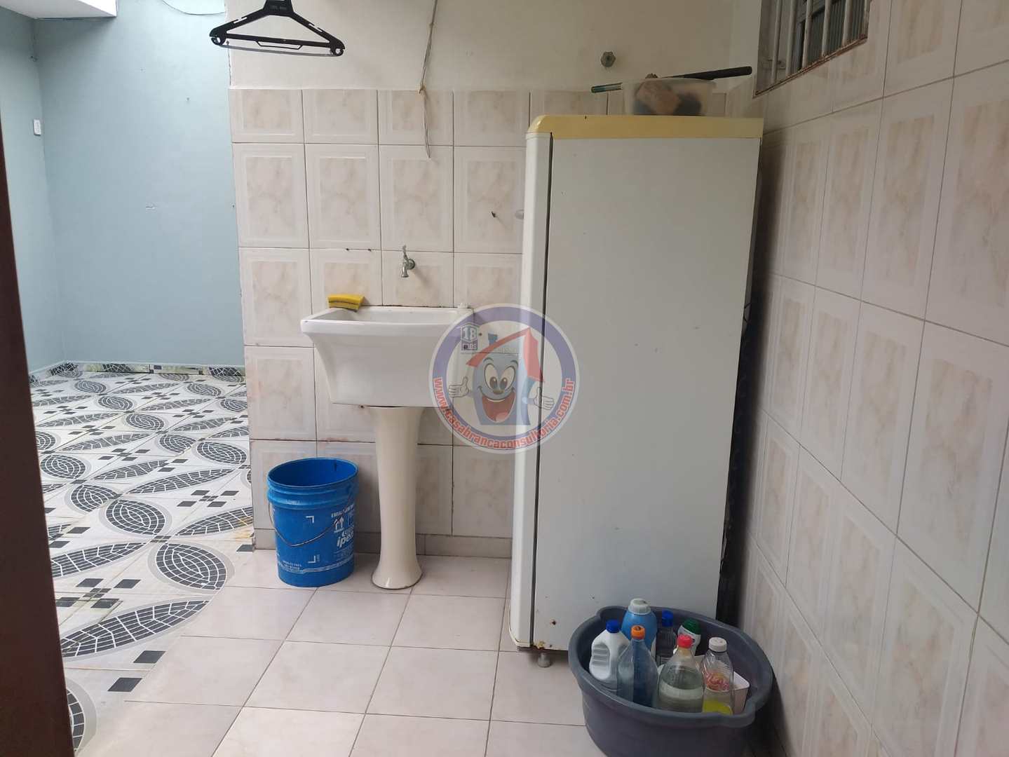 Casa à venda com 2 quartos, 230m² - Foto 28