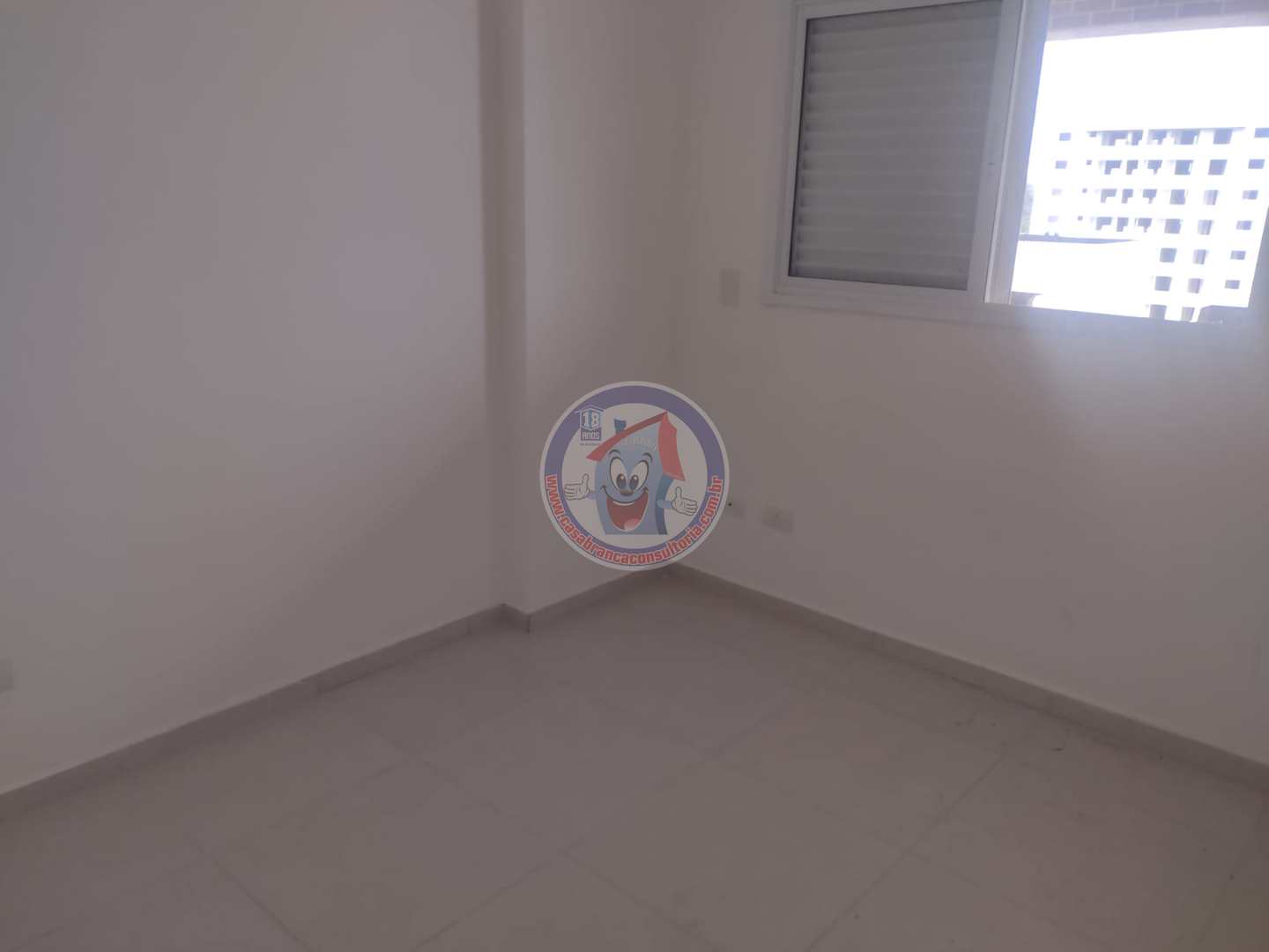 Apartamento à venda com 2 quartos, 76m² - Foto 9