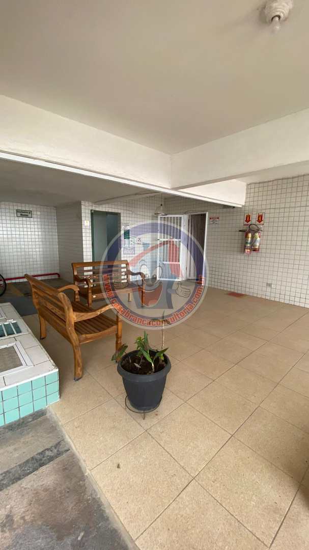 Apartamento à venda com 2 quartos, 65m² - Foto 2