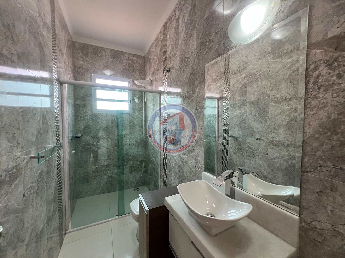 Sobrado à venda e aluguel com 5 quartos, 259m² - Foto 12