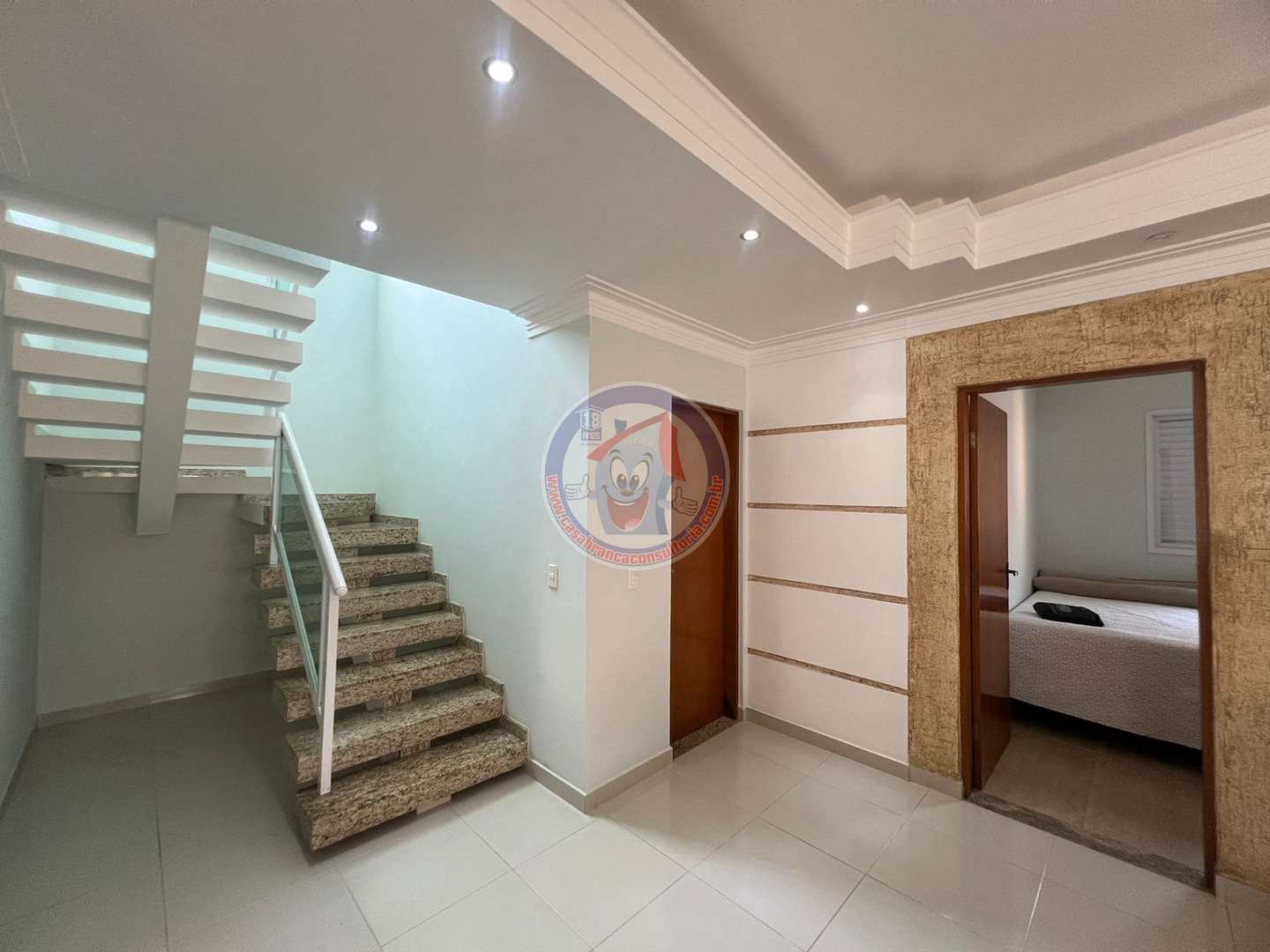Sobrado à venda e aluguel com 5 quartos, 259m² - Foto 11